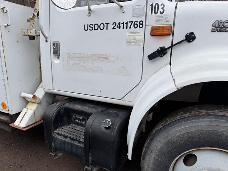 2001-international-4900-image-18