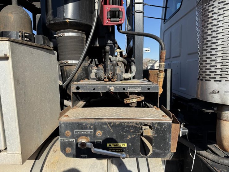 2002-vactor-2100-image-28