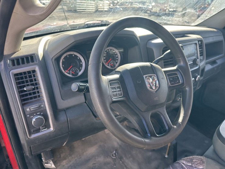 2015-dodge-ram-5500-image-26