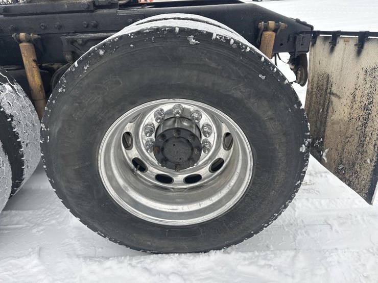 2007-peterbilt-385-image-55