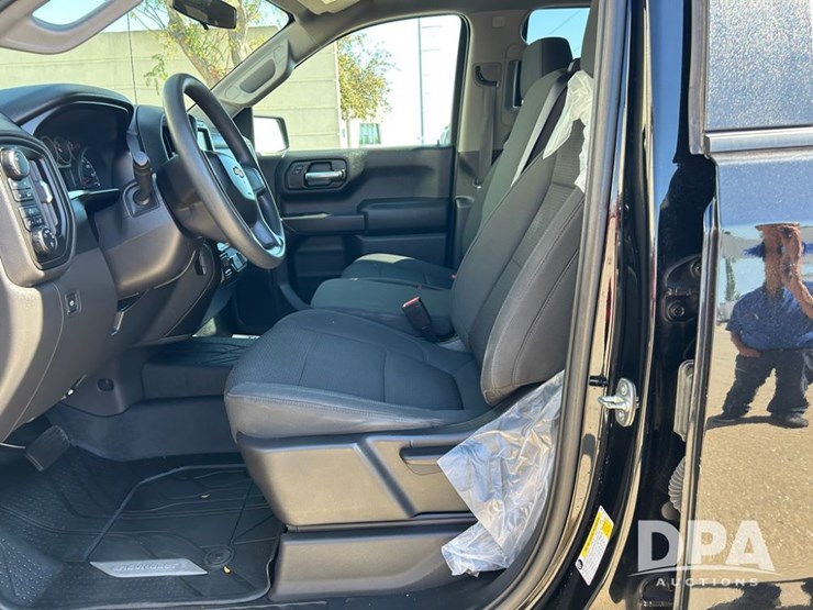 2021-chevrolet-silverado-1500-image-23