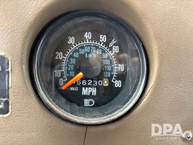 mack-r686st-image-67