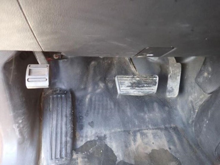 chevrolet-silverado-1500-image-23