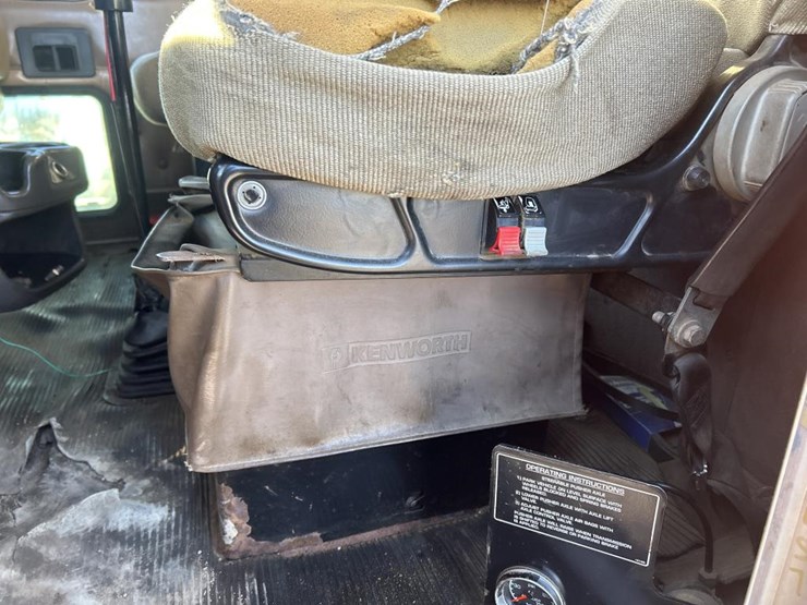 kenworth-t800-image-65