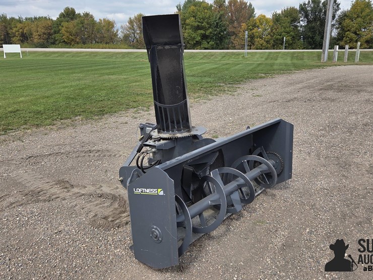 loftness-721she2-3-pt-snow-blower-image-3