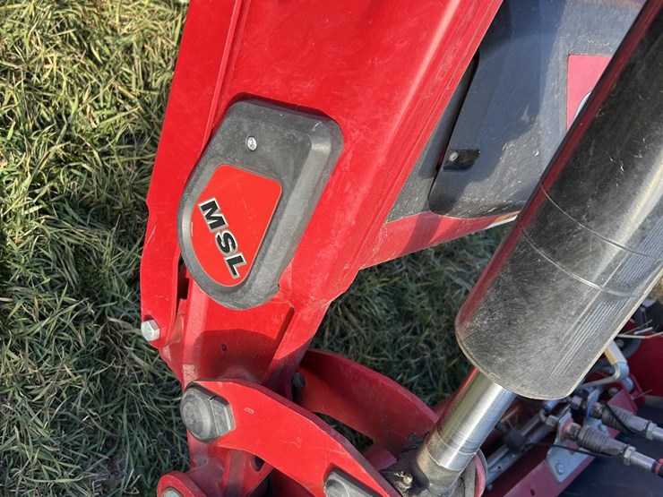 2022-case-ih-maxxum-150-image-15