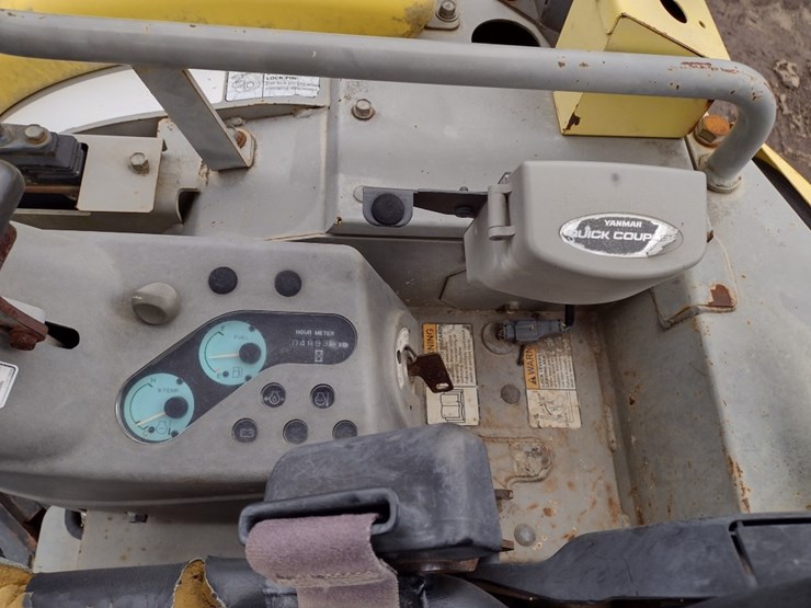 yanmar-vio35-image-9