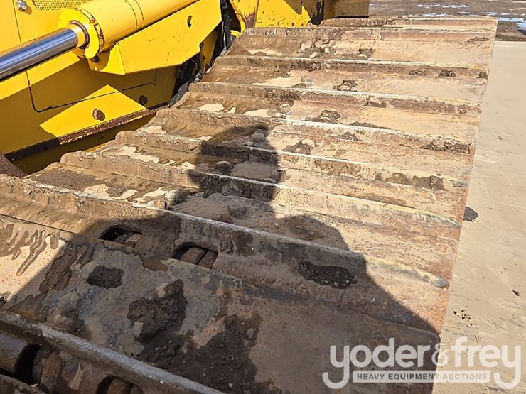 2018-komatsu-d61pxi-24-image-10