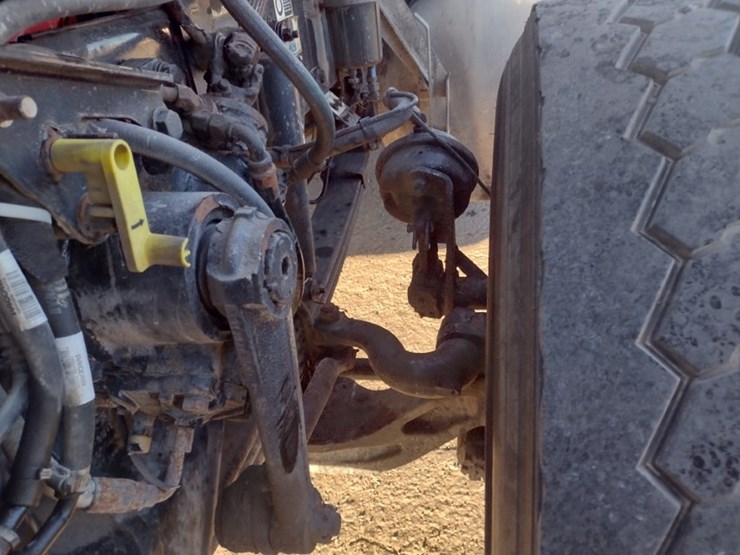 peterbilt-389-image-22