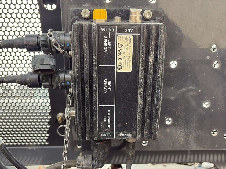 2021-case-dl550-image-32