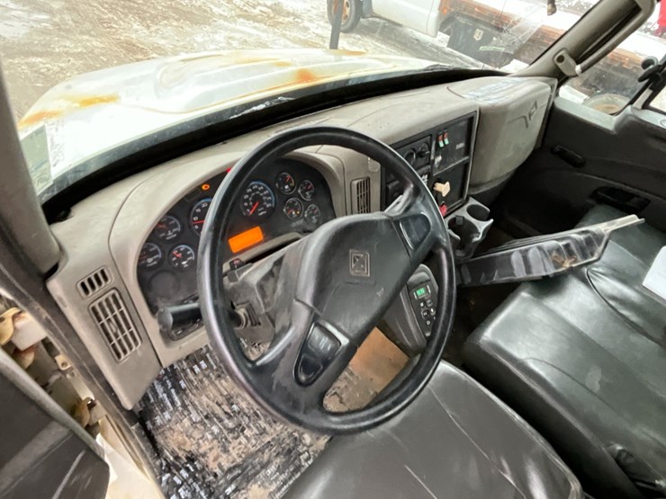 international-durastar-4300-image-21