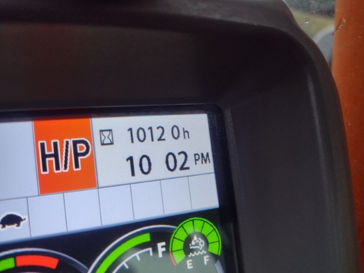 hitachi-zx135us-6-image-6