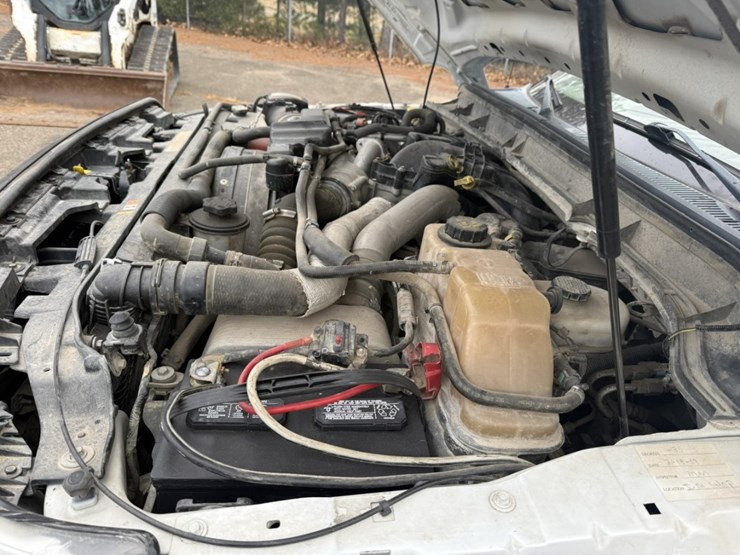 2011-ford-f550-image-11