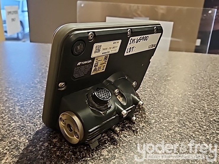 2023-komatsu-d61pxi-24-image-56