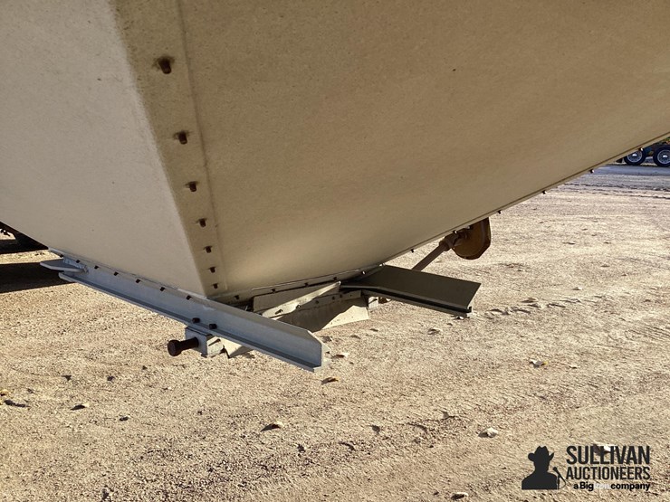 cornhusker-hopper-bottom-image-19