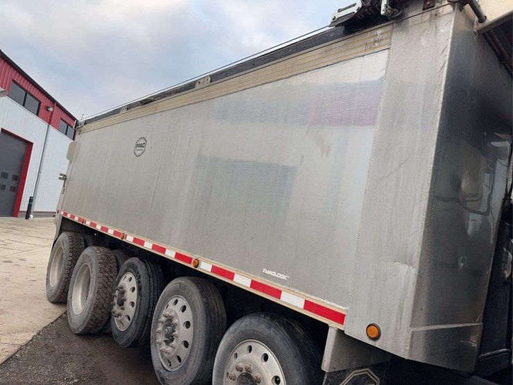 2010-kenworth-t800-image-70