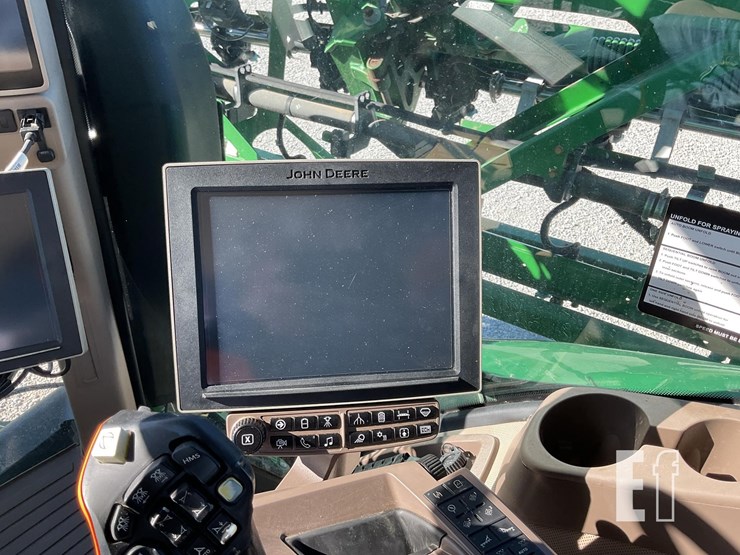 john-deere-r4038-image-56