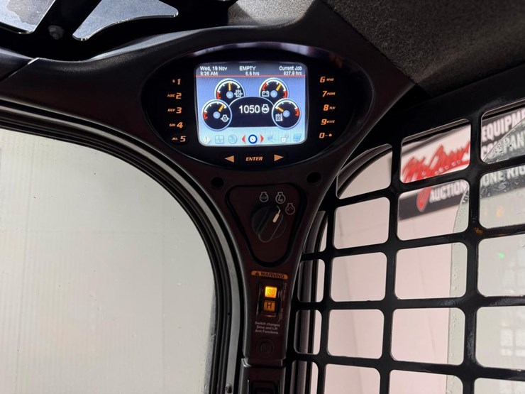 2022-bobcat-t66-image-29