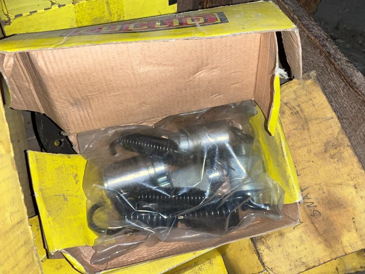 #550-•-truck-parts-image-4