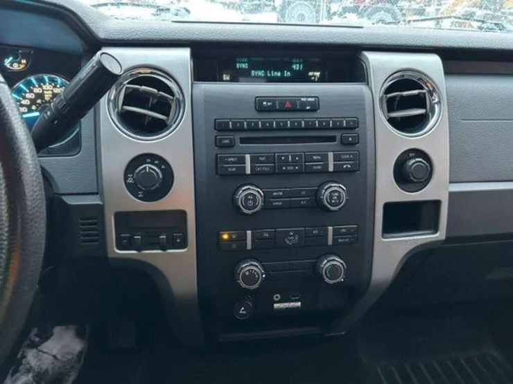 2012-ford-f150-xlt-image-13