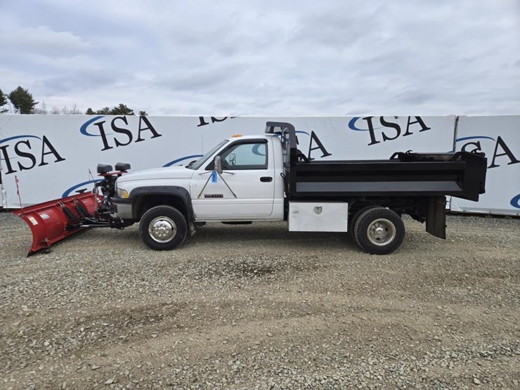 dodge-ram-3500-image-2