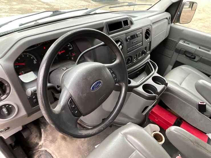 ford-e250-image-14
