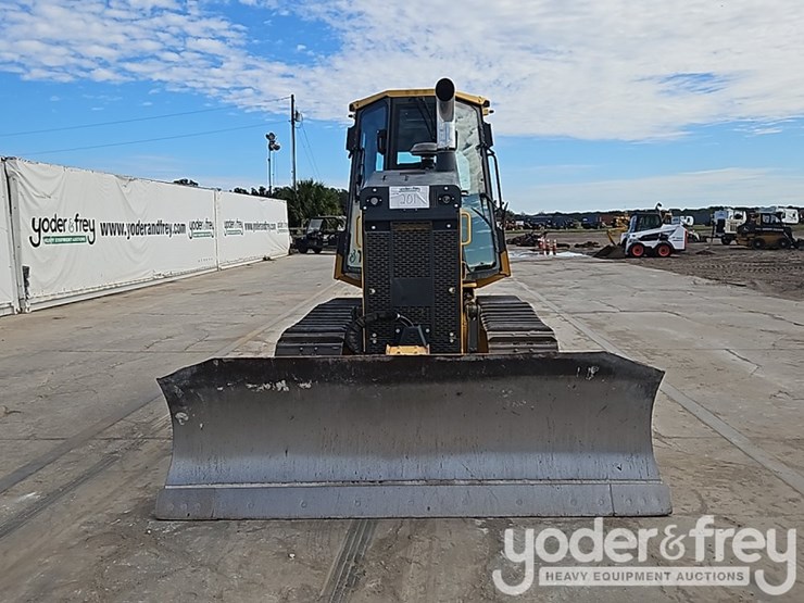 2018-deere-650k-image-16