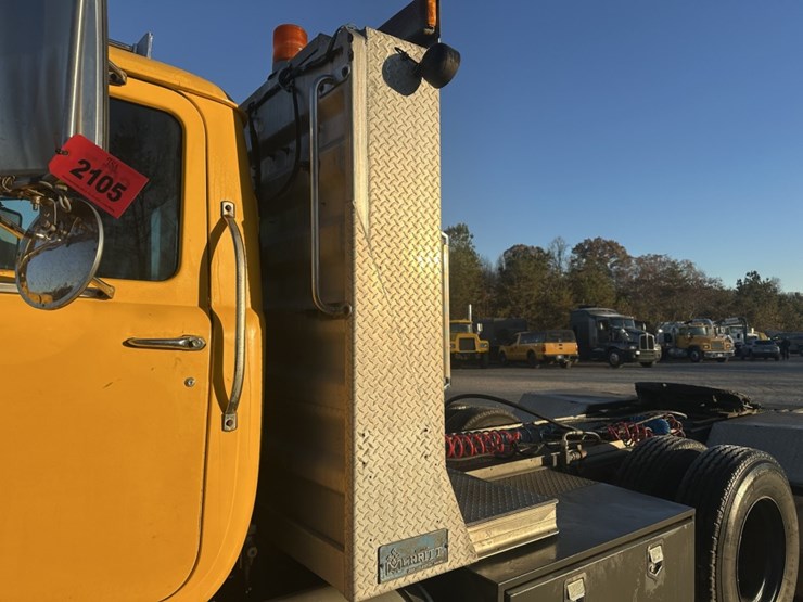 mack-rd688s-image-17