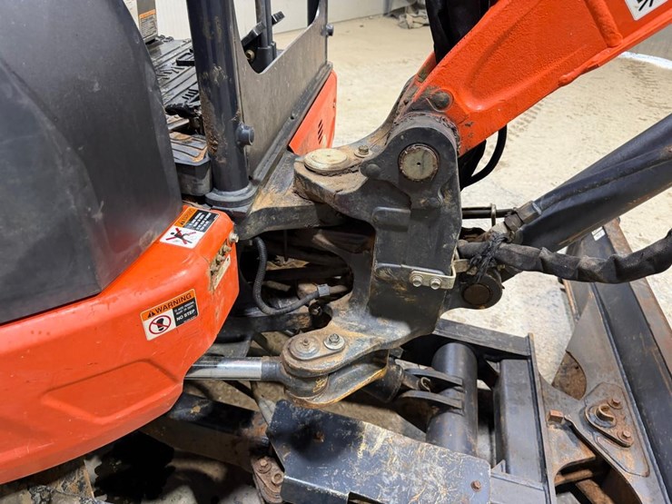 2020-kubota-u35-4-image-26