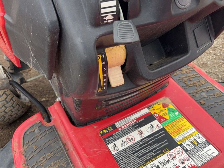 2019-troy-bilt-riding-mower-image-21