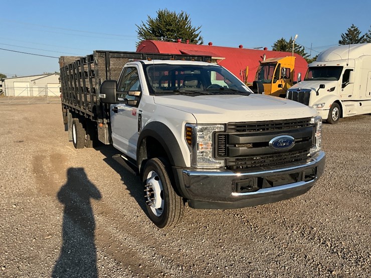 2019-ford-f550-image-5