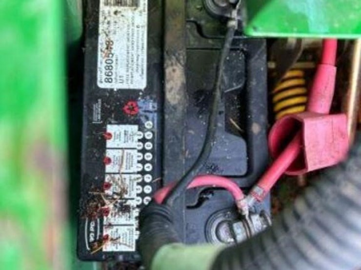 john-deere-gator-image-24