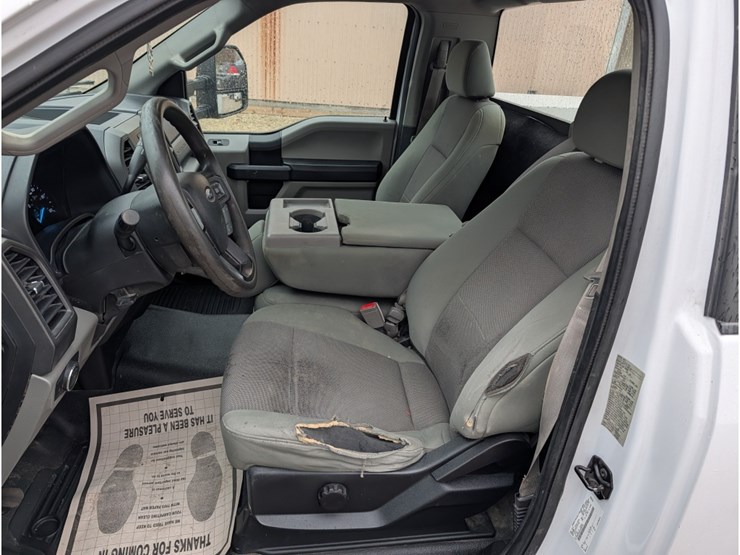 2018-ford-f350-image-16