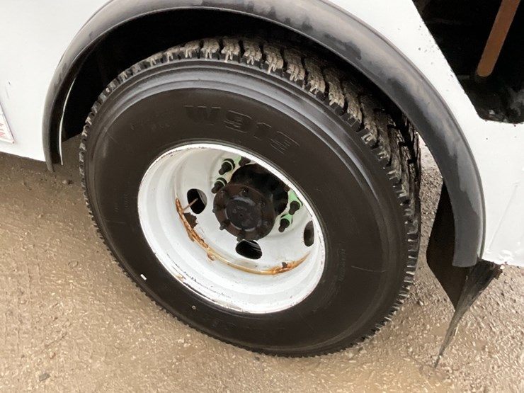 2017-ford-f750-image-18