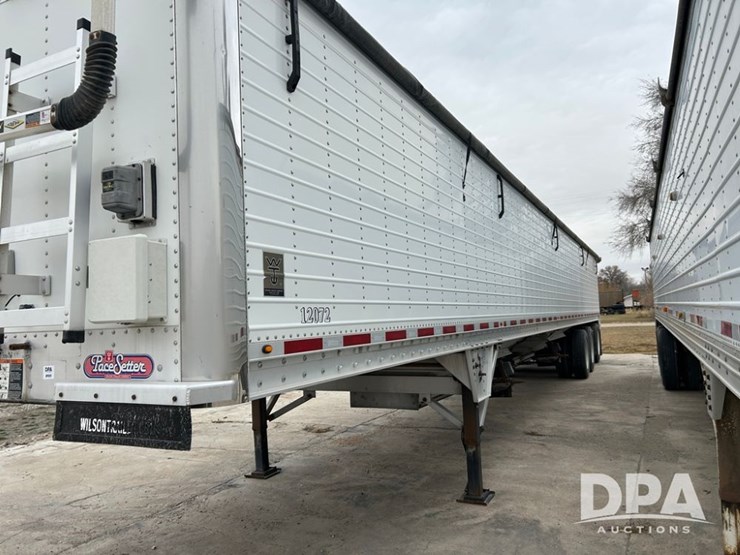 2015-wilson-hopper-bottom-image-2