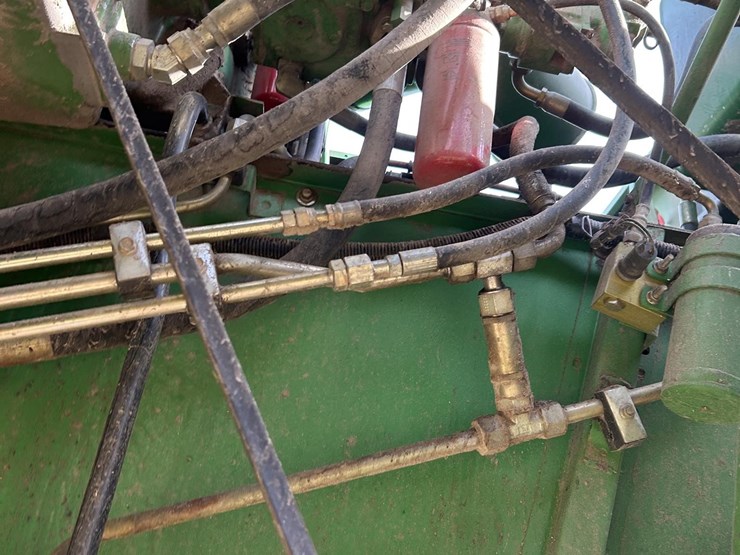 1993-john-deere-9600-image-28