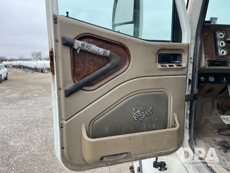 international-9200i-image-36