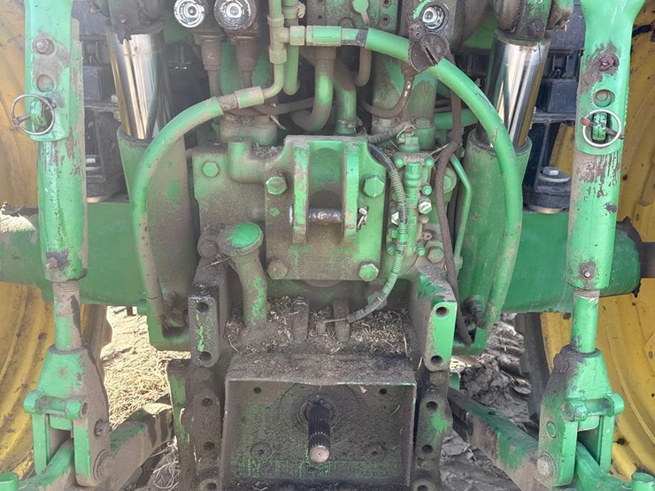 john-deere-7330-image-21