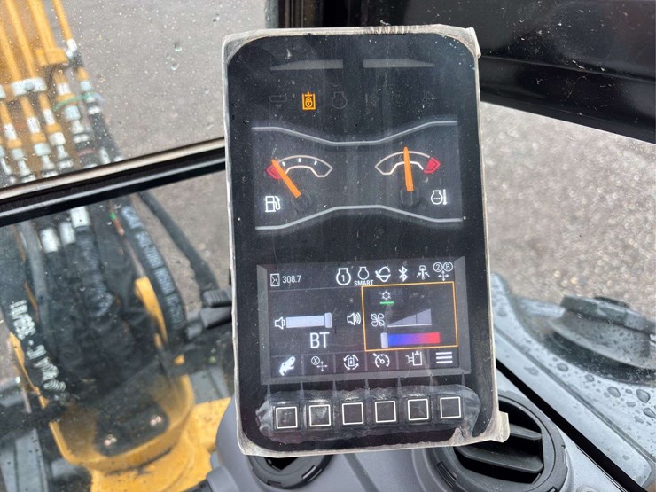 2023-caterpillar-303-image-41