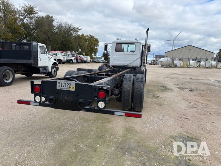 1986-mack-rd686-image-8