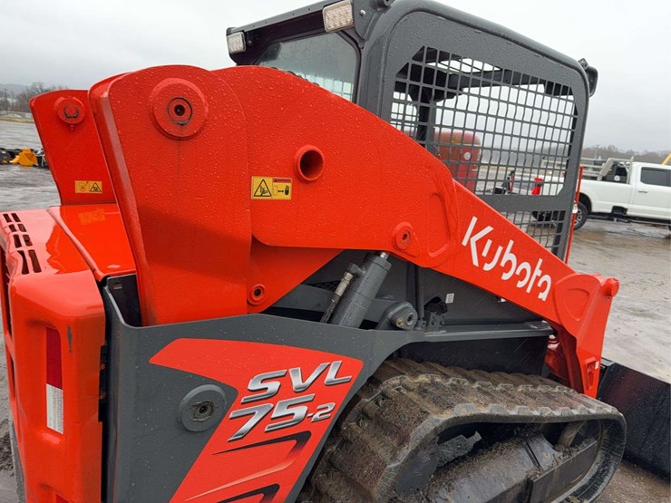 2015-kubota-svl75-2-image-27
