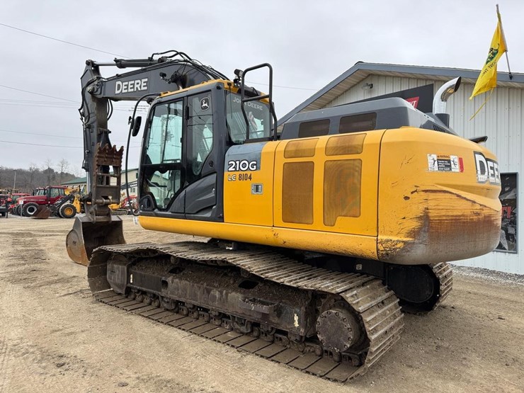 2019-deere-210g-lc-image-3
