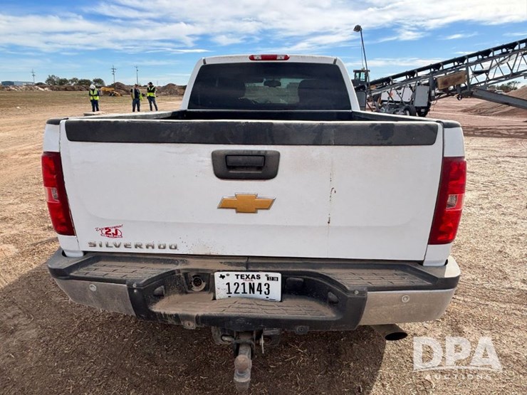 chevrolet-silverado-2500hd-image-7