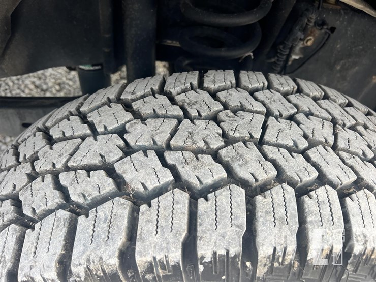 ford-f250-xlt-image-8