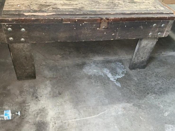 #610-•-11-wooden-tables-image-21