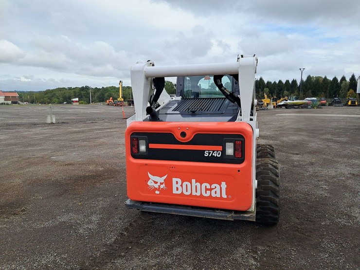 bobcat-s740-image-3