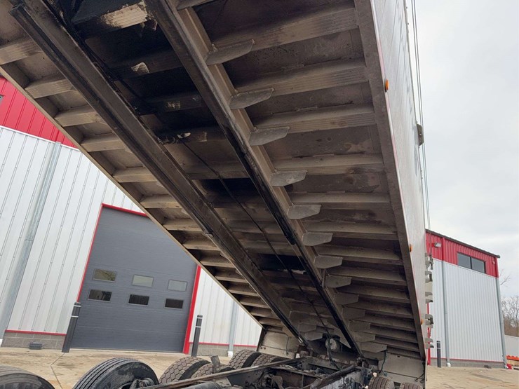 2010-kenworth-t800-image-51