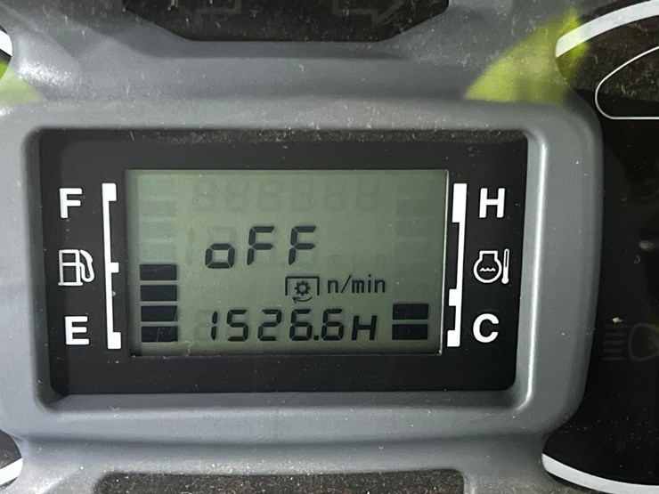 2017-massey-ferguson-1754-image-23