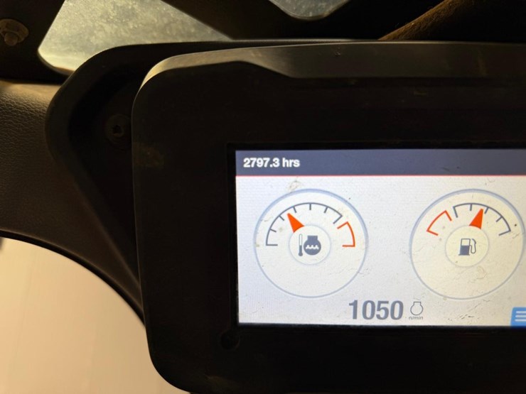 2022-bobcat-t62-image-22