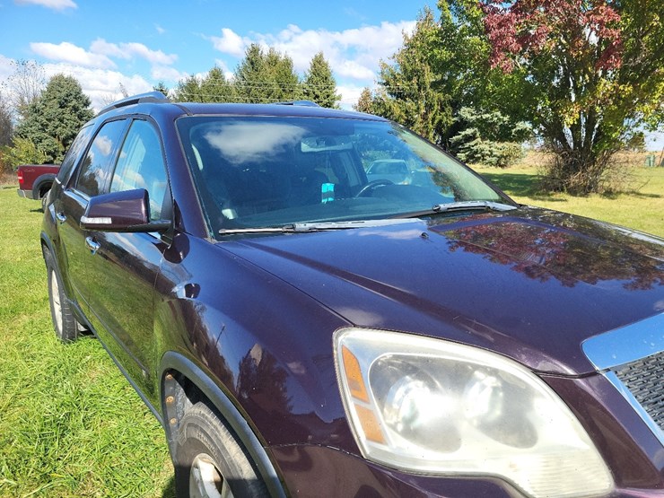 gmc-acadia-slt-image-30